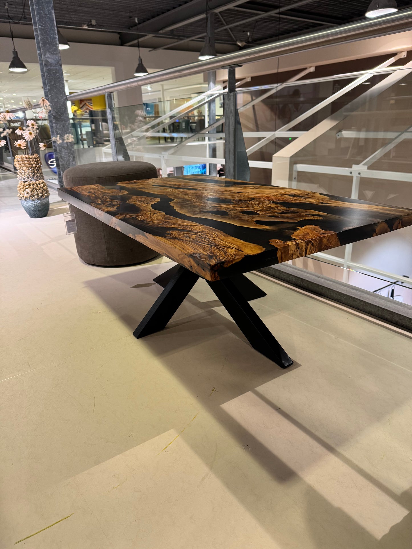 Epoxy salontafel olijfhout