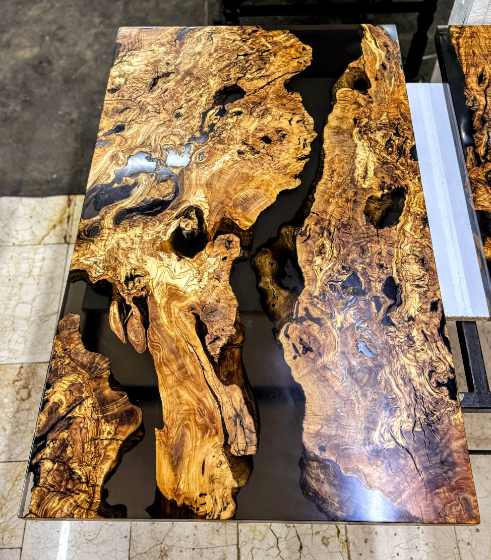 Epoxy salontafel - olijfhout