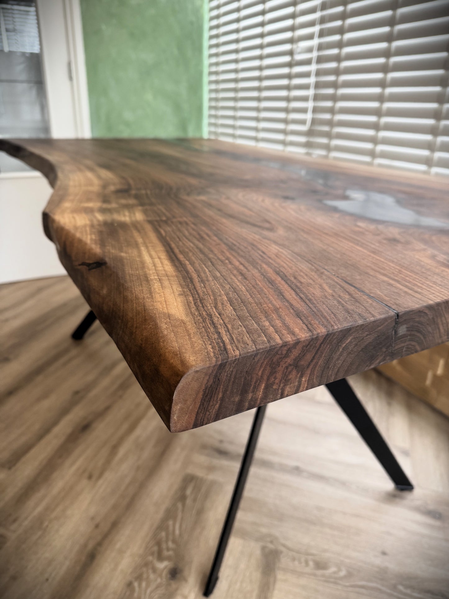 Epoxy tafel Walnoot